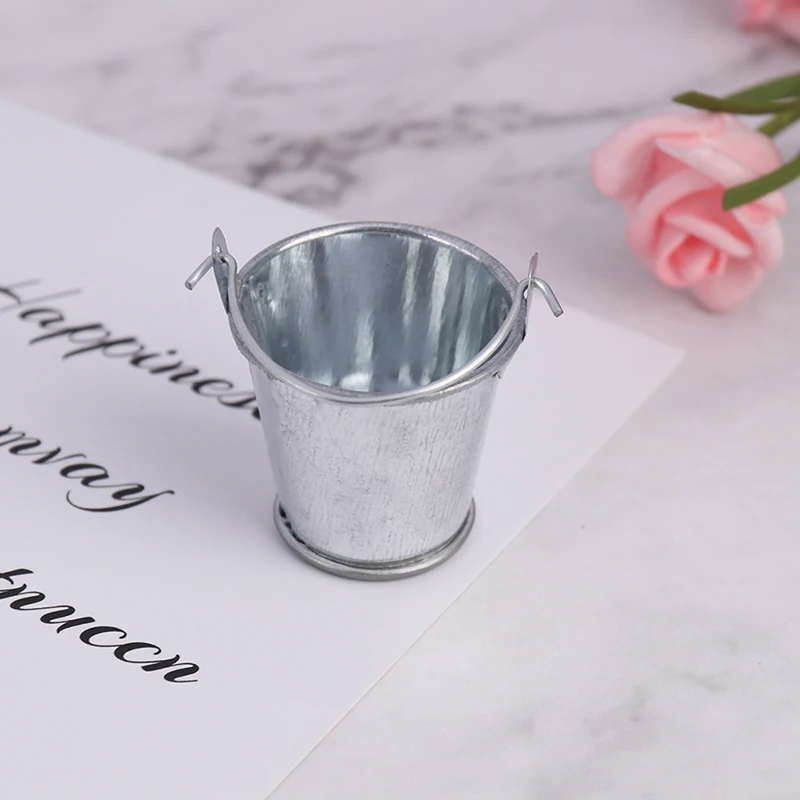 Neue 1:12 Puppenhaus Miniatur Bauernhof Metall Milch Kann Wasserkocher Topf Blume Anordnung Eimer Kinder Pretend Spielen Spielzeug Puppe Haus Dekor