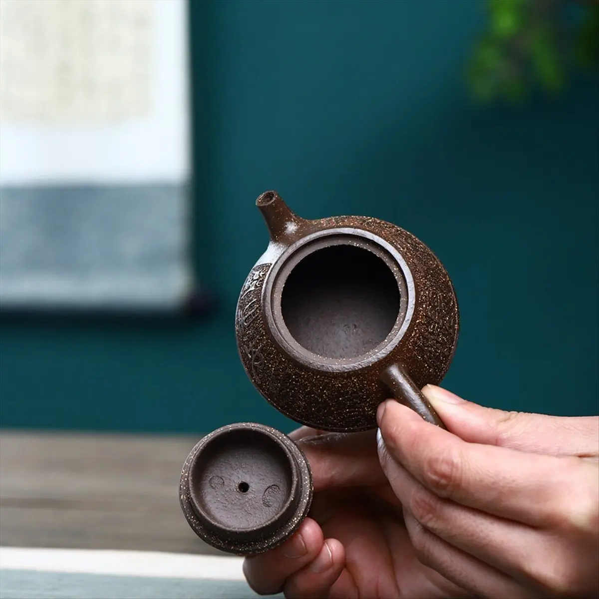 Super Hot Sale Brand 100ml Clay Teapots Raw Ore Stone Scoop Tea Pot