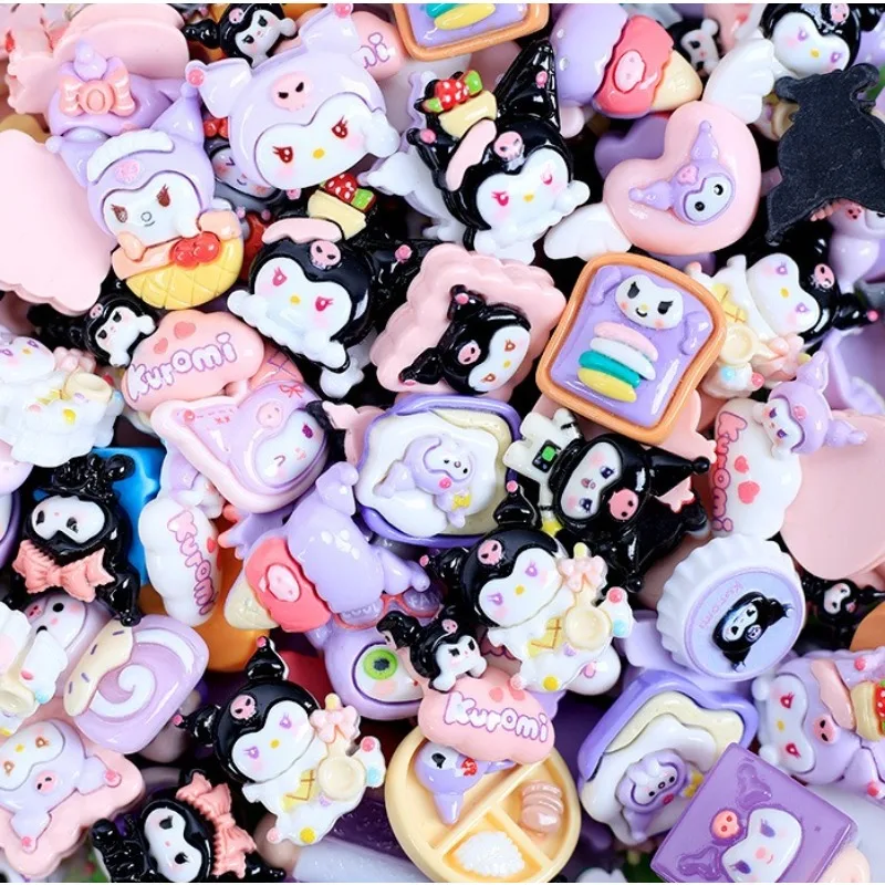 50 قطعة 100 قطعة Sanrios مرحبا كيتي اكسسوارات كورومي سينامورول ميلودي بورين Pochacco كيربي لتقوم بها بنفسك جراب هاتف الراتنج اكسسوارات #5