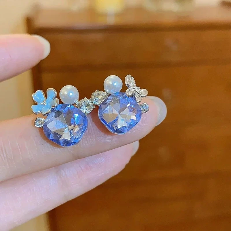 Trendy 3D Blue Square Rhinestones Stud Earrings with Asymmetry Small Flower Butterfly Earrings Imitation Pearl Charms Jewelry