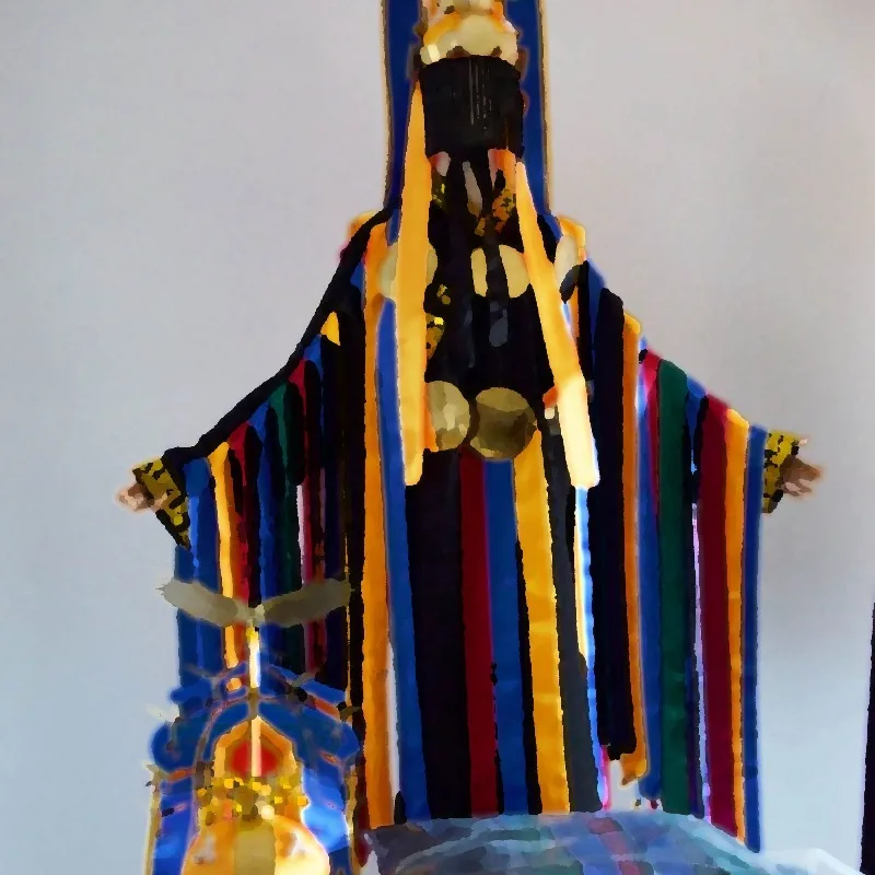 

Ethnic characteristics Women sprinkled with great gods Priest performance clothes Shawl war dress clothing Pure copper