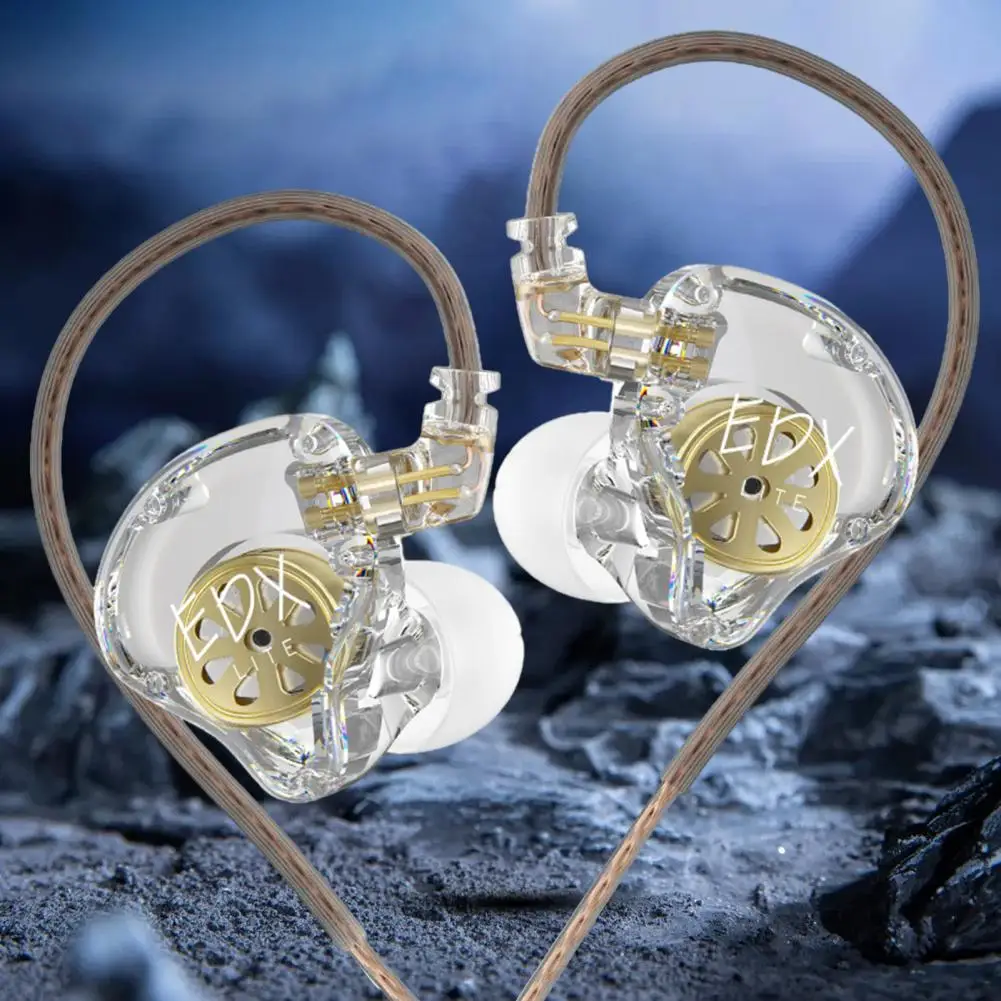 In-ear Earphone with Pluggable Design High-quality Wired Earphones with Stereo Transparent Shell Magnetic Moving Coil for Sports