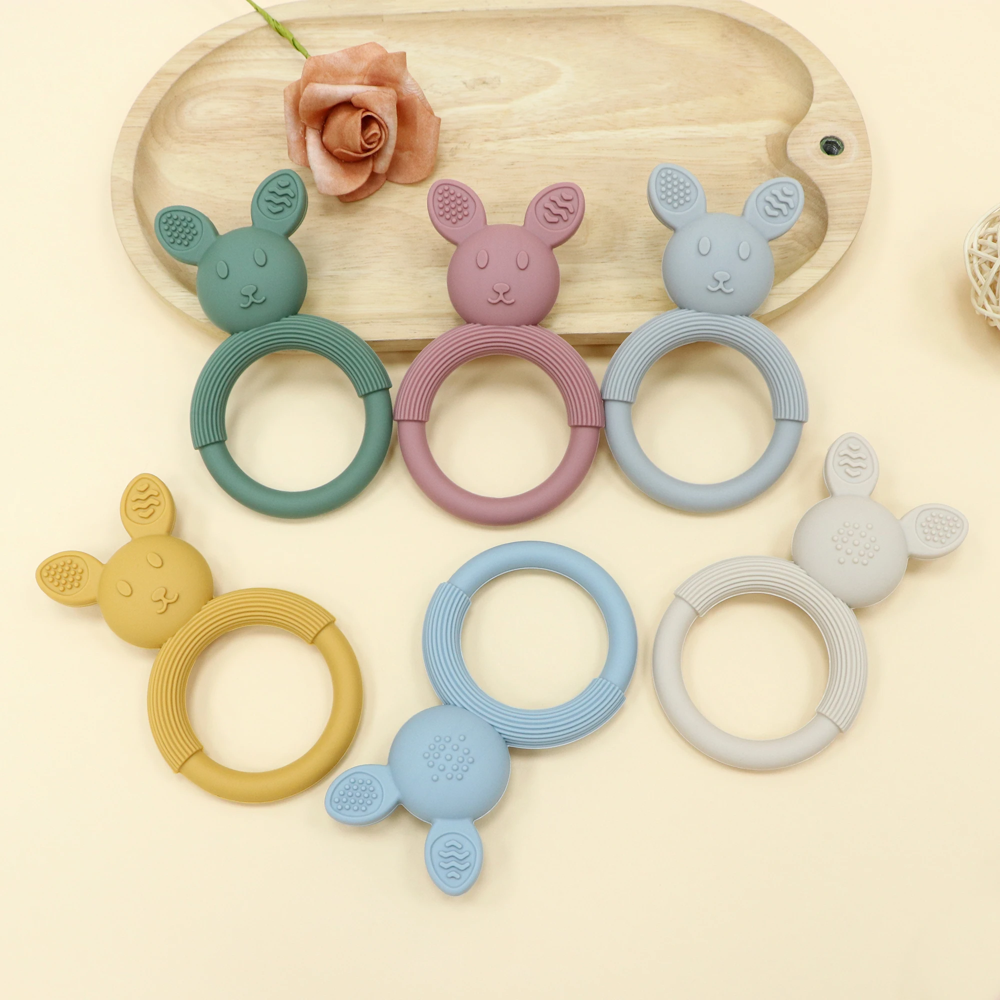 Silikonowy gryzak dla niemowląt, idealny prezent dla dzieci, łatwy do chwytania, miękka zabawka do gryzienia w kształcie królika, bez BPA.