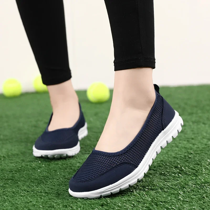 Zapatos planos de punto transpirables para mujer, zapatillas informales de suela suave con boca poco profunda, mocasines ligeros antideslizantes, talla grande 42