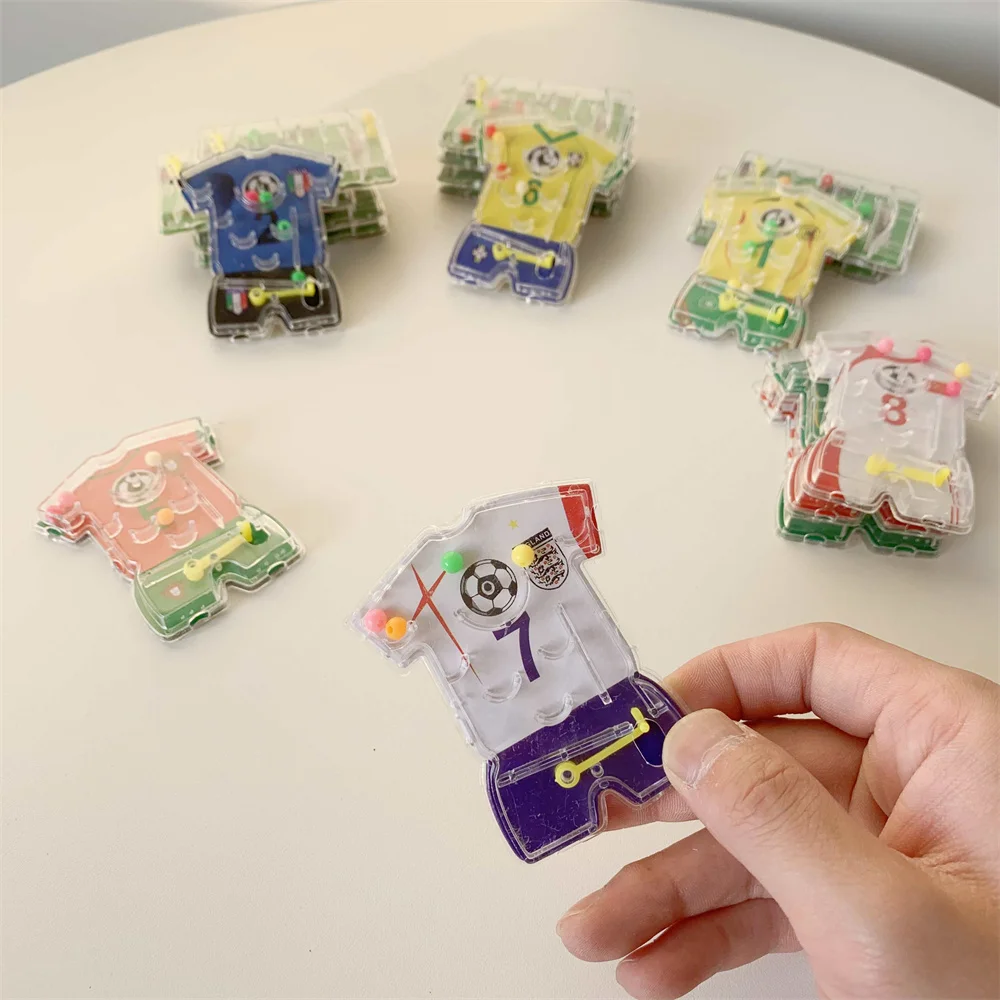 ألعاب متاهة كرة القدم تحت عنوان كرة الدبابيس ، زي الفريق ، لعبة الإصبع ، كرات قدم ، هدايا حفلات ، هدايا عيد ميلاد للأطفال ، 10: 20: 50 لكل حقيبة #6