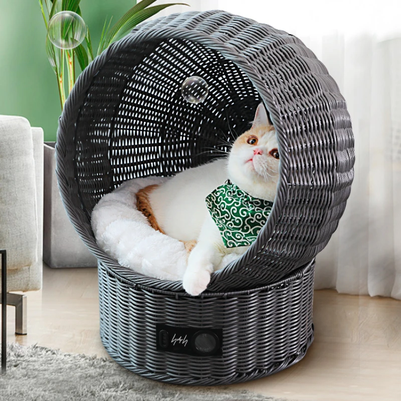 

Cats nests are made of rattan and bamboo, which are universal in summer. Closed cat villas are cool in summer.