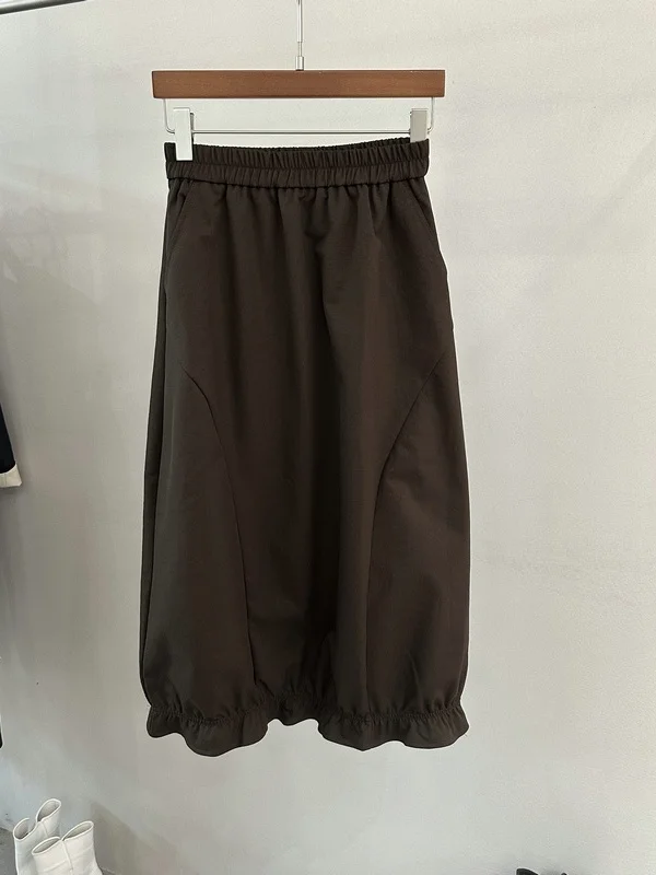 

Casual Fashionable Color Elastic Waist Half-length Skirt Korean Style Urban Commute Standard Fit Autumn 2025 Collection