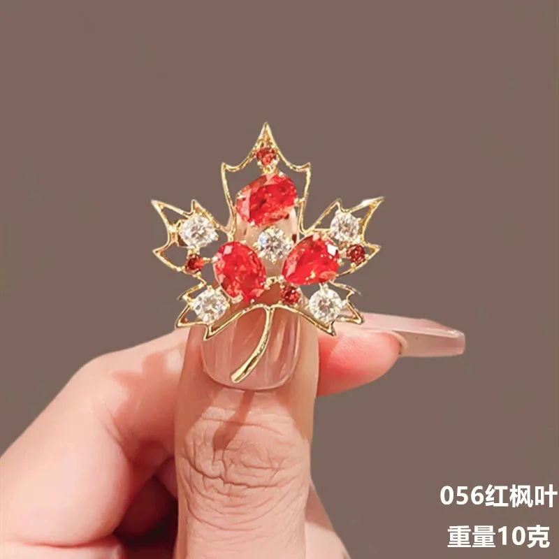 Beautiful Crystal Maple Leaf Brooches For Women Unisex 2-color Floral Plant Party Office Brooch Pins Gifts