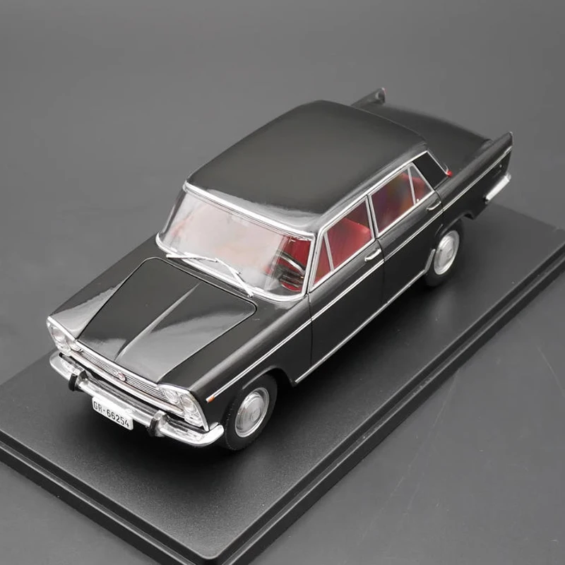 Ixo 1:24 Seat 1500 1971 Simulatie Legering Model Auto Statische Collectie Versierd Vakantie Geschenken Speelgoed