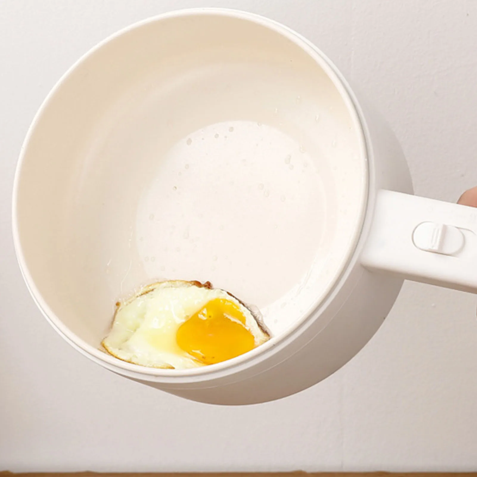 

Электрическая кастрюля 1,8 л, 600 Вт с пароваркой, многофункциональная машина для приготовления лапши с длинной ручкой, портативная для общежития и офиса