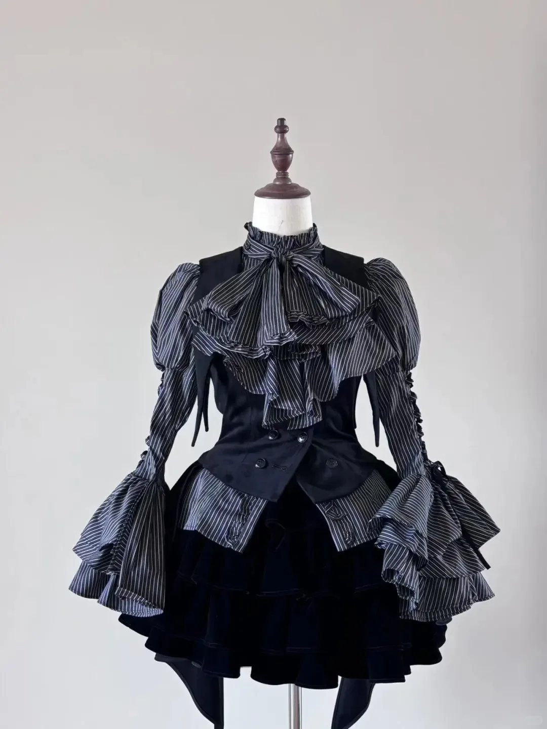 Winter Gothic Lolita Elegant 3 Piece Sets Women Y2k Stripe Design Blouse+ Retro Vets + Pleated Chic Skirt Female Korea Fashion view 2
