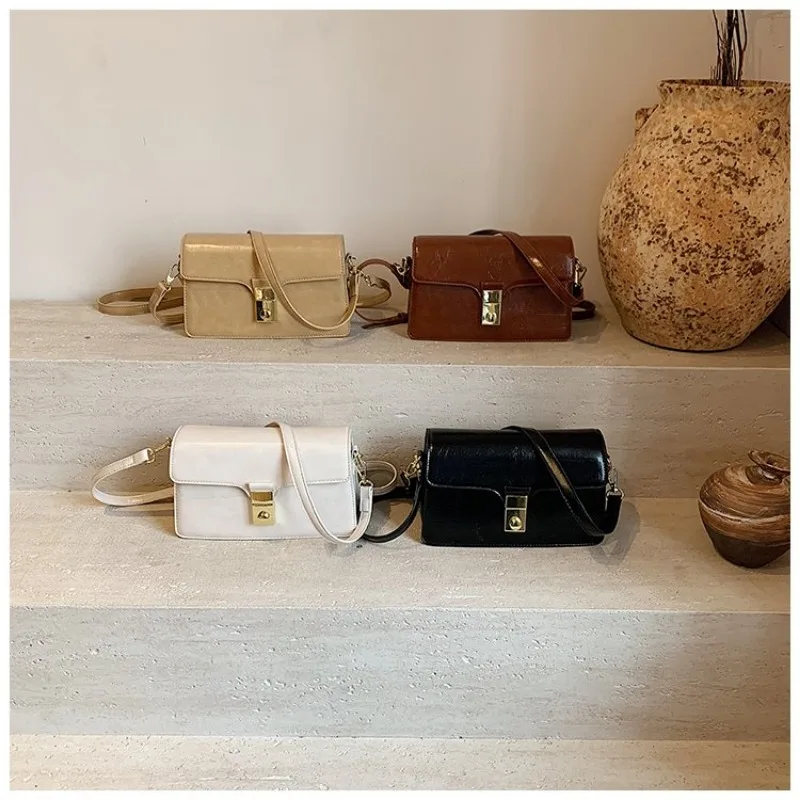 

Charming Crossbody Bag Campus Style Students Bag Lightweight Exquisite Fashionable Chic Versatile Stylish Casual Practical