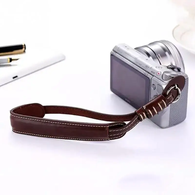 R53C Nonslip Camera Wrist Straps Reinforced Leather Hand Grip Perfect for Professional Photographers Comfortable