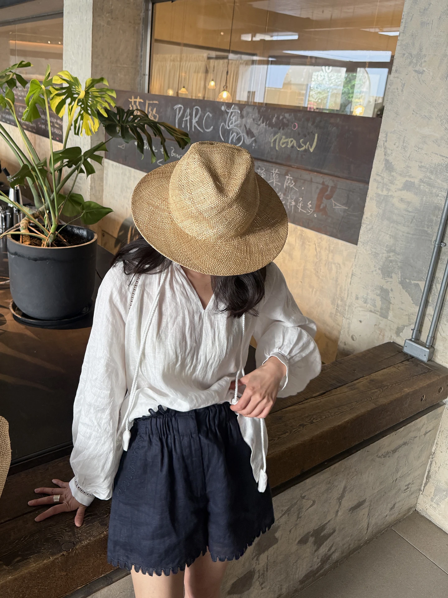 

Blue Heavy Industry Linen Loose Lantern Sleeve V-Neck Long Sleeve Sun Protection Shirt Women's Loose Fit Linen Sunscreen Shirt