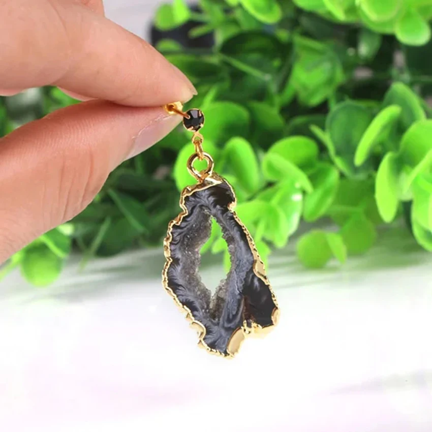 XSM Irregular Shape Drop Earrings Natural Slice Geode Agates Crystal Rock Gorgeous Earrings for Women Charms Ear Stud Jewelry