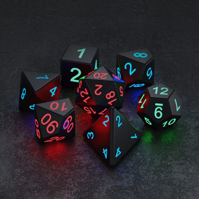 7Pcs Electronic Dice USB Rechargeable Luminous Dice Glow In The Dark DND Dices RPG Polyhedral Dice D4 D6 D8 D10 D12 D20