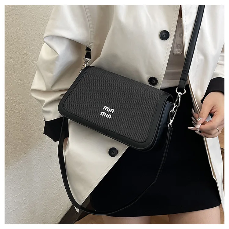 

Новинка 2023 года, квадратная сумка в корейском стиле, модная женская сумка подмышки, минималистичный кошелек через плечо/плечо, маленькая шикарная сумка-багет