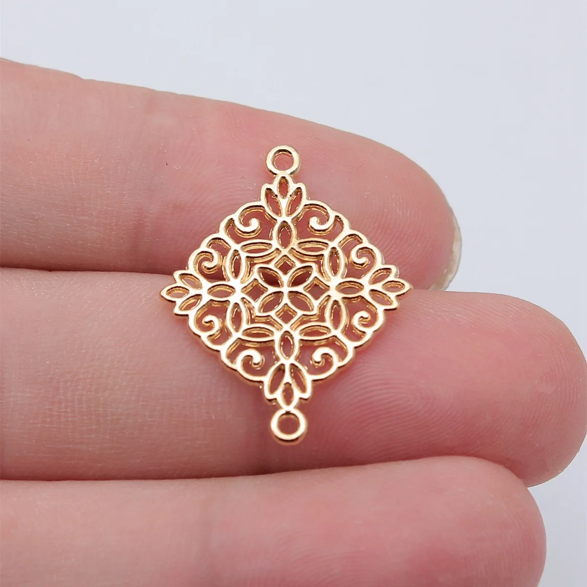 WYSIWYG 10pcs 5 Colors Square Flower Charm Connectors for Making Bracelet Handmade DIY Jewelry Accessories 28x22mm
