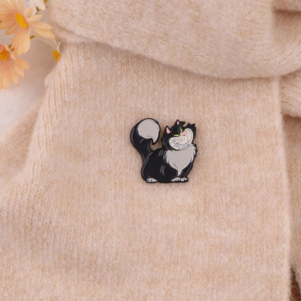 Funny Black Cat Enamel Pins Cartoon Women\'s Brooches Men Lapel Pins Badge on Backpack Costume Accessories Animal Jewelry Gifts