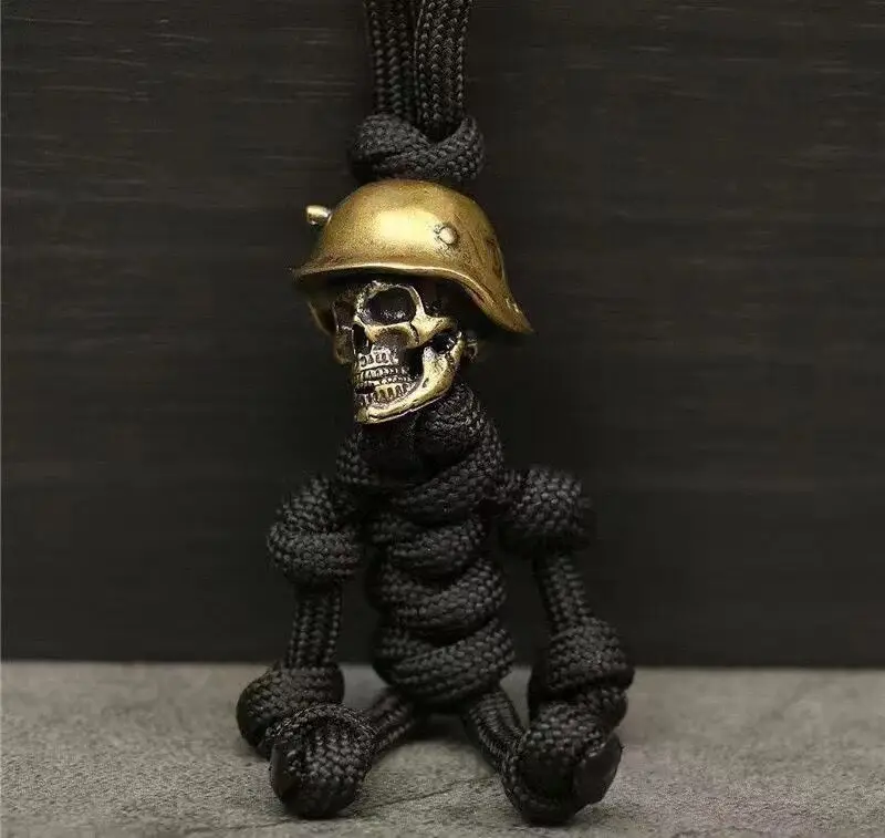 Soldier Paracord Keychain Doll Toy Keychains Biker Helmet Pendant Keychain Braided Rope Buddy Bag Car Hanging