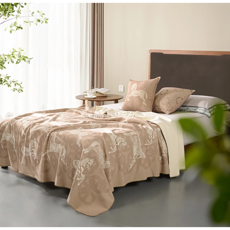 Diphylleia H Style Beige Horse Geometry Chains Sofa Throw Modern Medieval Luxury Atmosphere Decorative Blanket For Hotels Villas