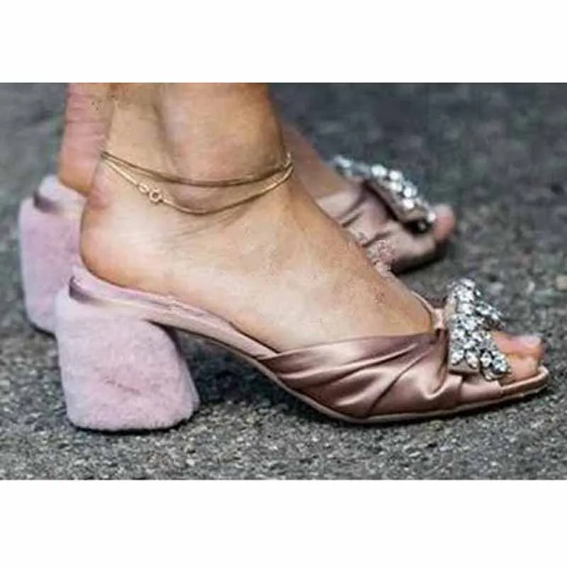 

Summer Pink Silk Wool Fur Cube Heel Slipper Women Med Chunky Heels Open Toe Bling Rhinestone Sandal Woman Slingback Heels Shoes