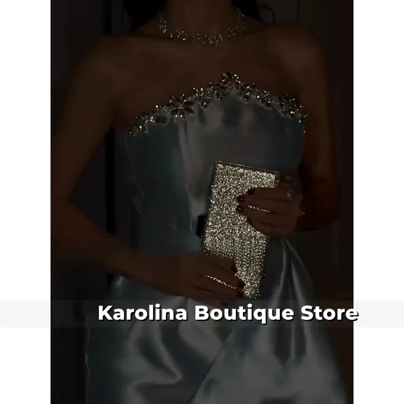 فساتين سهرة فاخرة للنساء 2025 أزرق سماوي من الساتان بفتحة جانبية عمود ثوب مسائي طويل ثنيات مطرز بحجر الراين فستان الحفلات