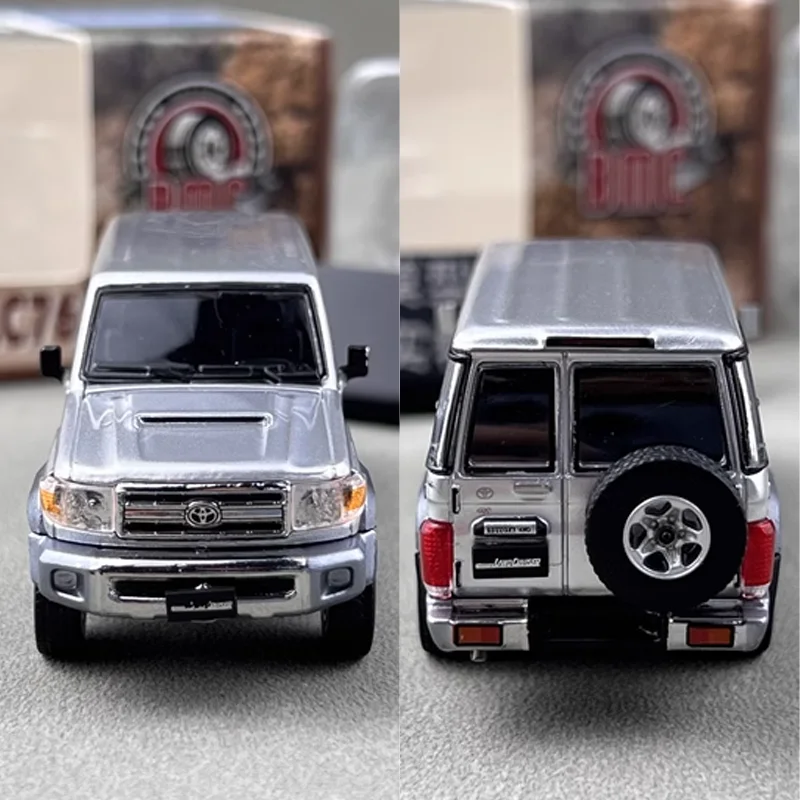 BM 1/64 Toyota Land Cruiser LC76 Alloy Toy Motor Vehicle Diecast Metal Model