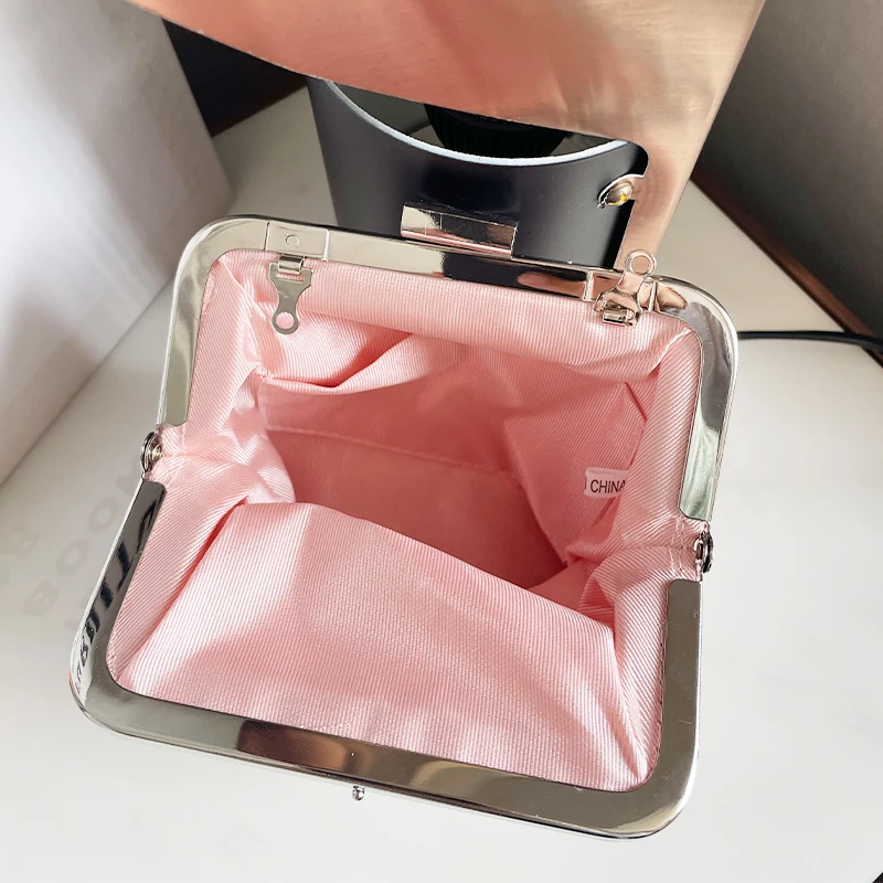 Fashion Pink Evening Small Clutch Handbags Desinger Purses for Women Metal Mesh Mini Crossbody Money Bag