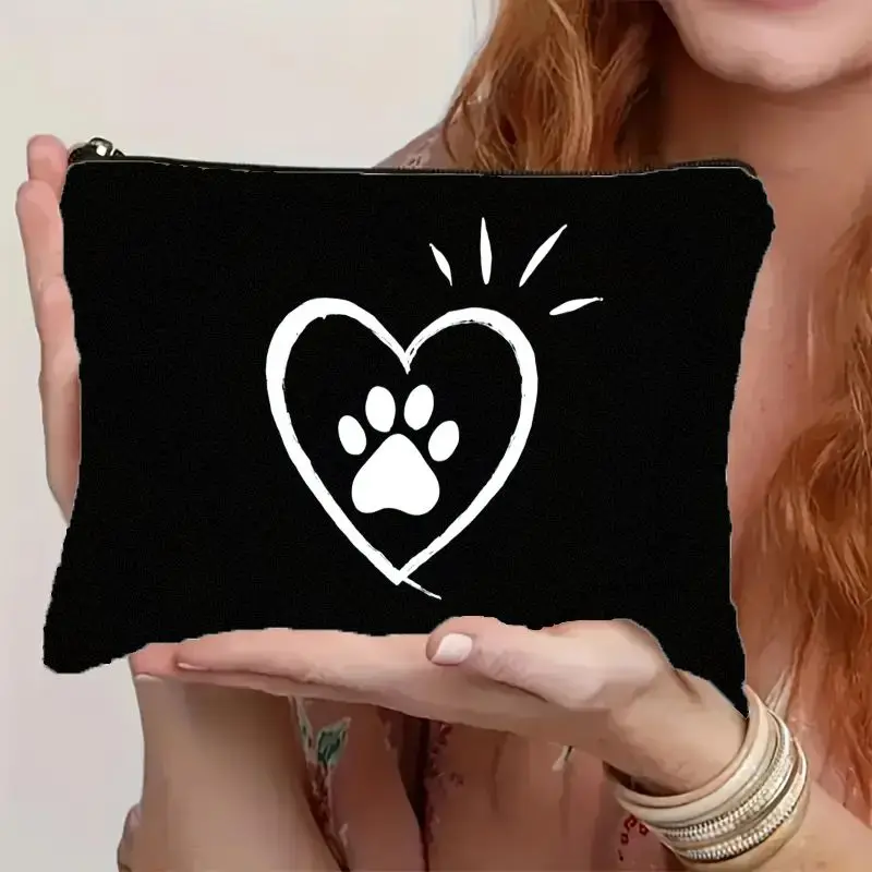 1 Piece Hand-Painted Heart and Paw Print Zipper Storage Bag - Multifunctional Zipper Bag for Women, Perfect Travel Zipper Storage Bag, Fun Birthday Gift
