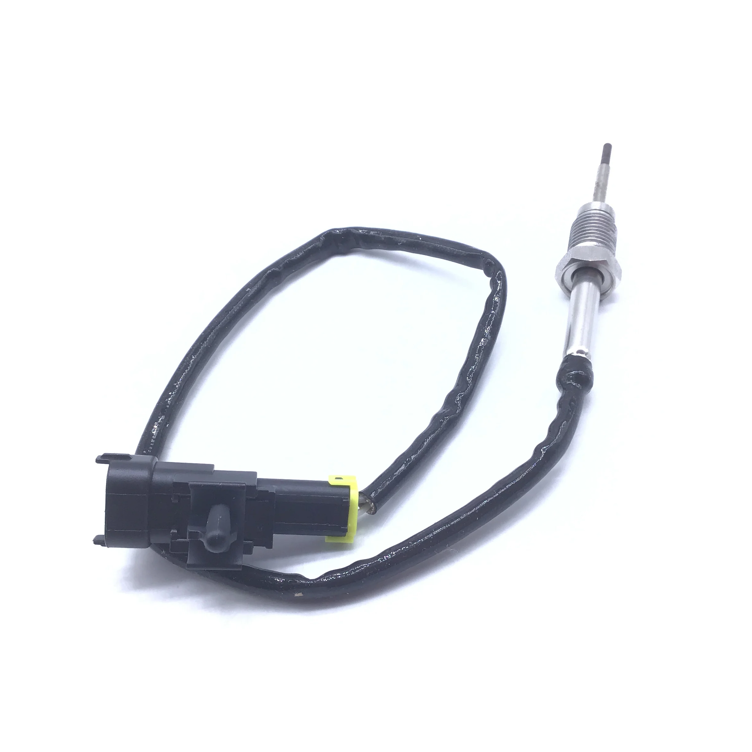

Exhaust Gas Temperature Sensor for Hyundai i30 Trajet Sonata MK5 Tucson JM Kia Sportage JE 2.0 CDRI 39220-27450 3922027450