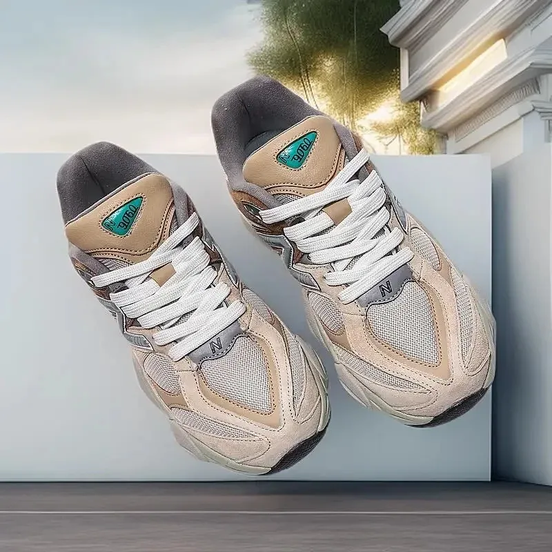 

Couple's trendy shoes are versatile and comfortable, and New bullet head sports breathable running shoes