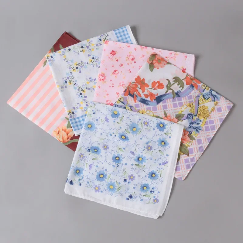 

3Pcs 43x43cm Square Classic Flower Printed Lady Women Cotton Hand Towel Personalized Wedding Handkerchiefs