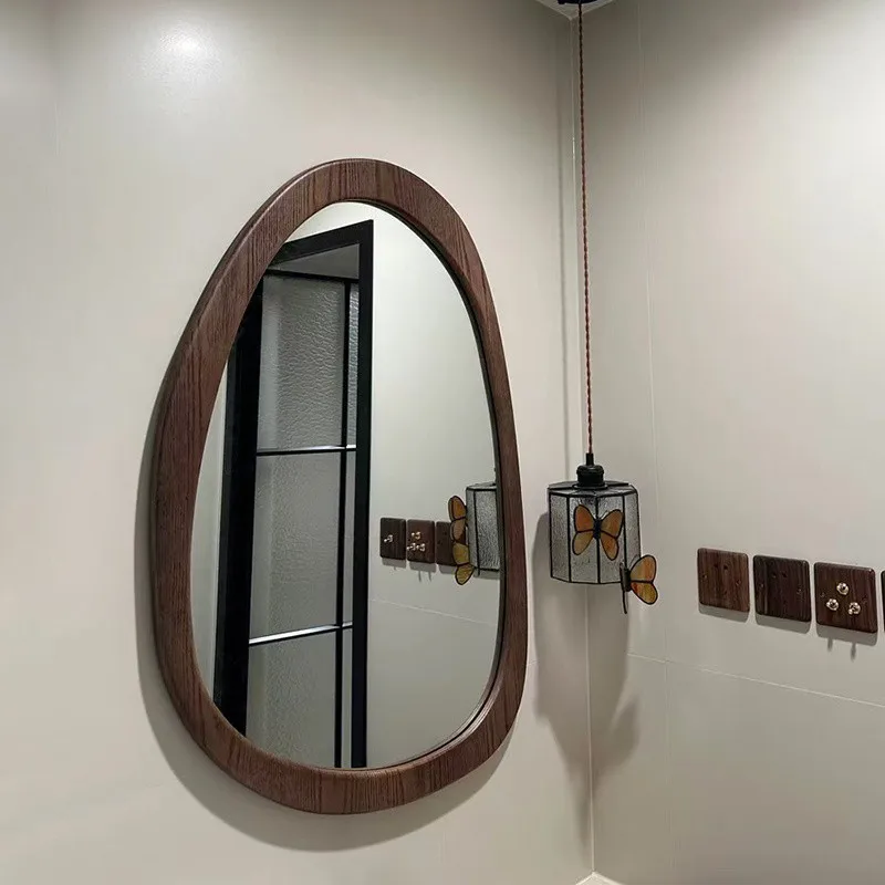 

Retro bathroom mirror French home bathroom mirror Special-shaped makeup mirror Dressing