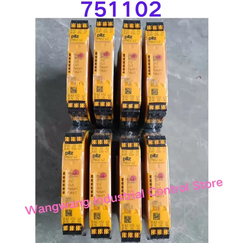

Brand-new 751102 safety relay