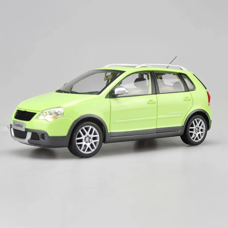 Diecast 1:18 Scale Alloy CROSS POLO Car Model Simulation Toy Finished Product Gift Collection Static Model Display Souvenir