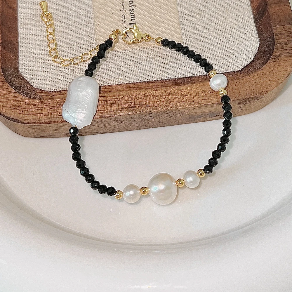 

Vintage Black Crystal Cut Beads Baroque Freshwater Pearls Beaded Thin Bracelet for Women Geometric Fashion Hand Accessories 1613