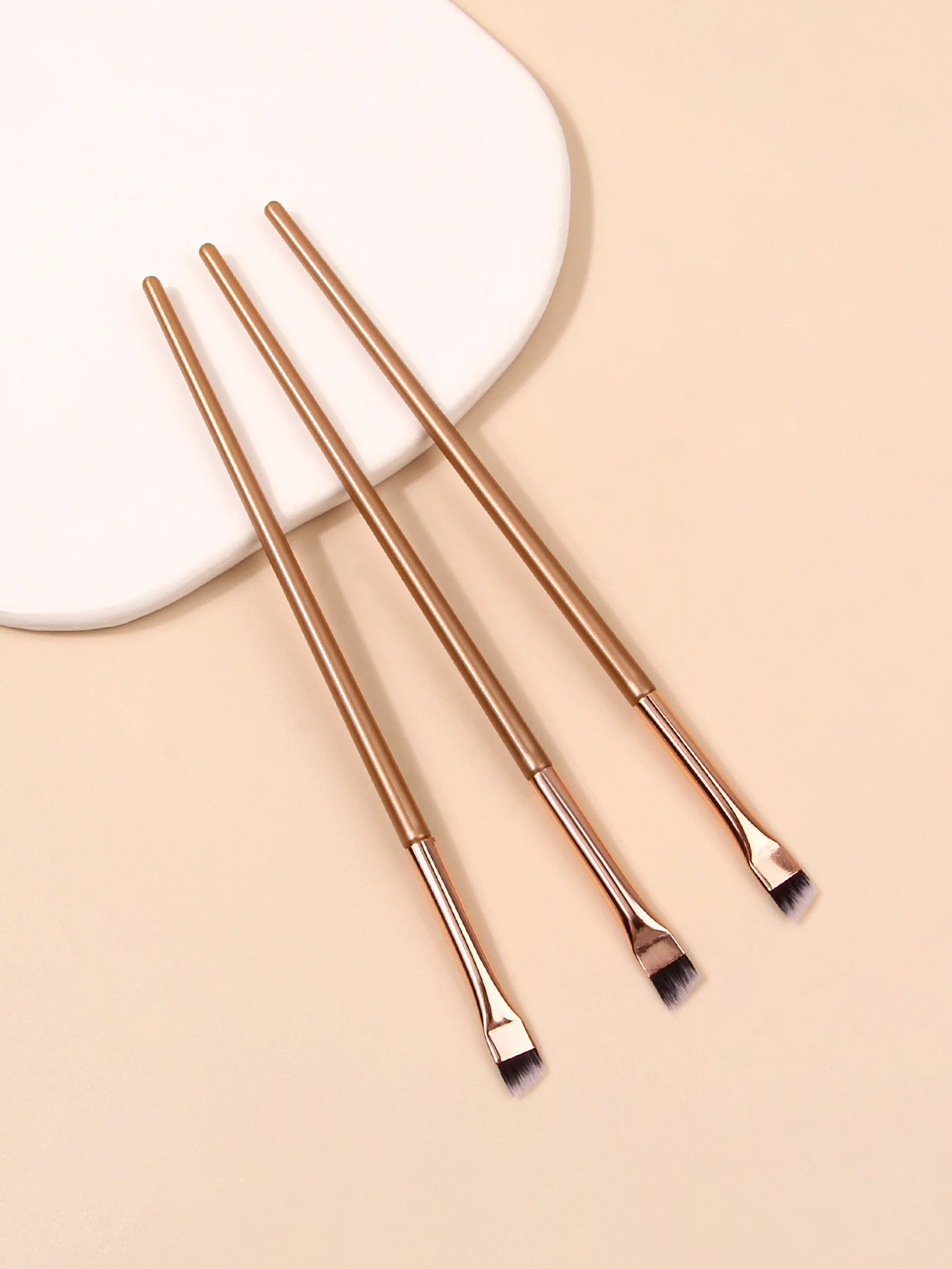 12GOLD Sickle Eyeliner Brush Knife Edge Makeup Brush Liquid Eyeliner Brush Ultra Thin Fine Oblique Angle Flat Head Eyebrow Brush