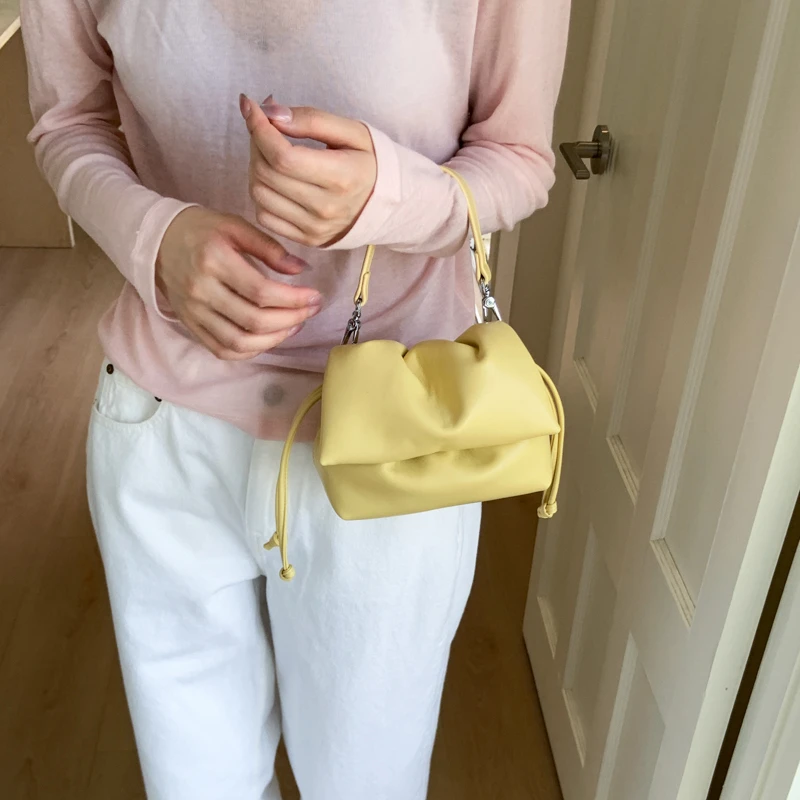 

Стильная кожаная сумка-тоут для подгузников, элегантная дизайнерская сумка через плечо для женщин, модная вместительная сумка