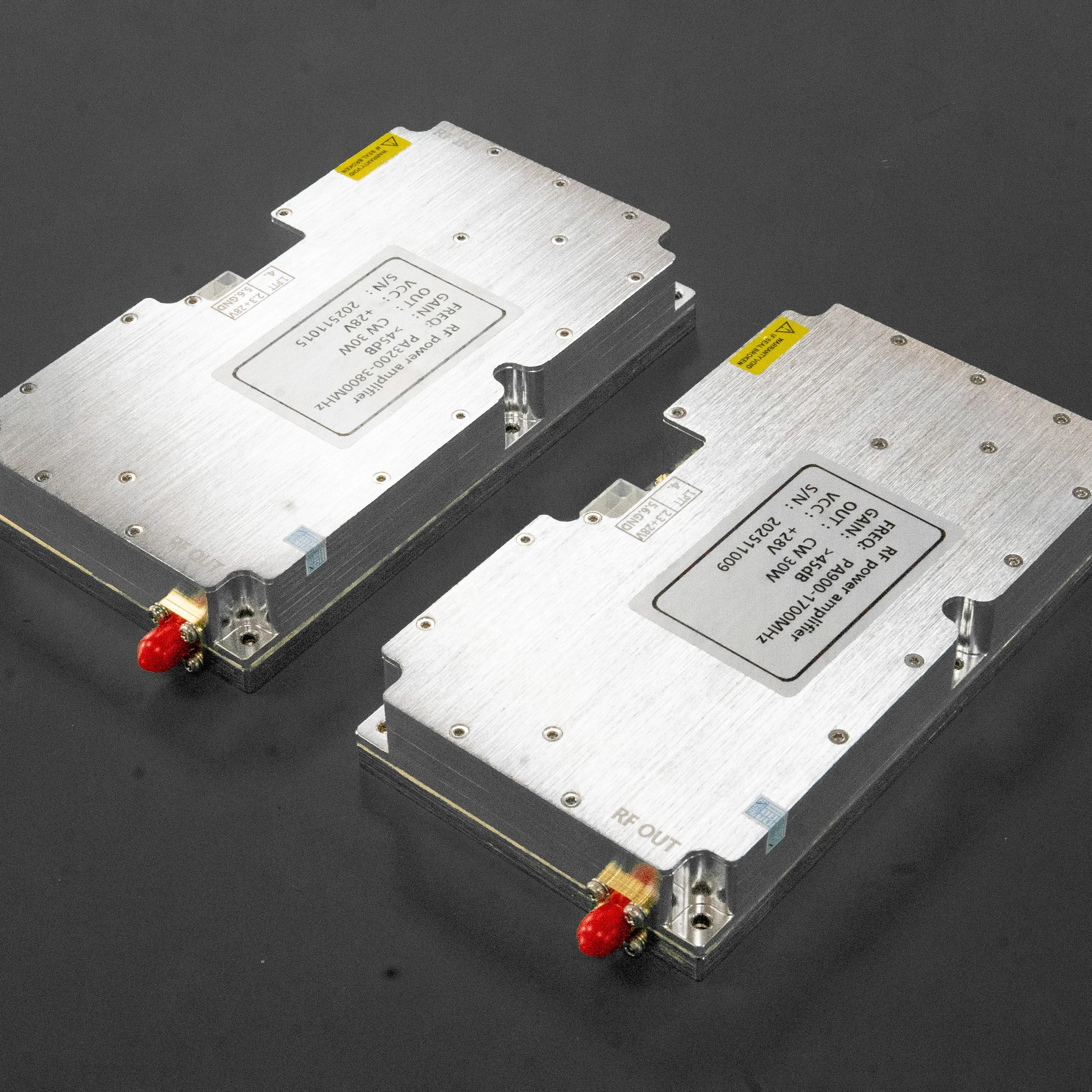 Professional 50W 300-2000MHz Solid-state High-power Continuous Wave Wideband RF Amplifier Module Amplifier Module For EMC