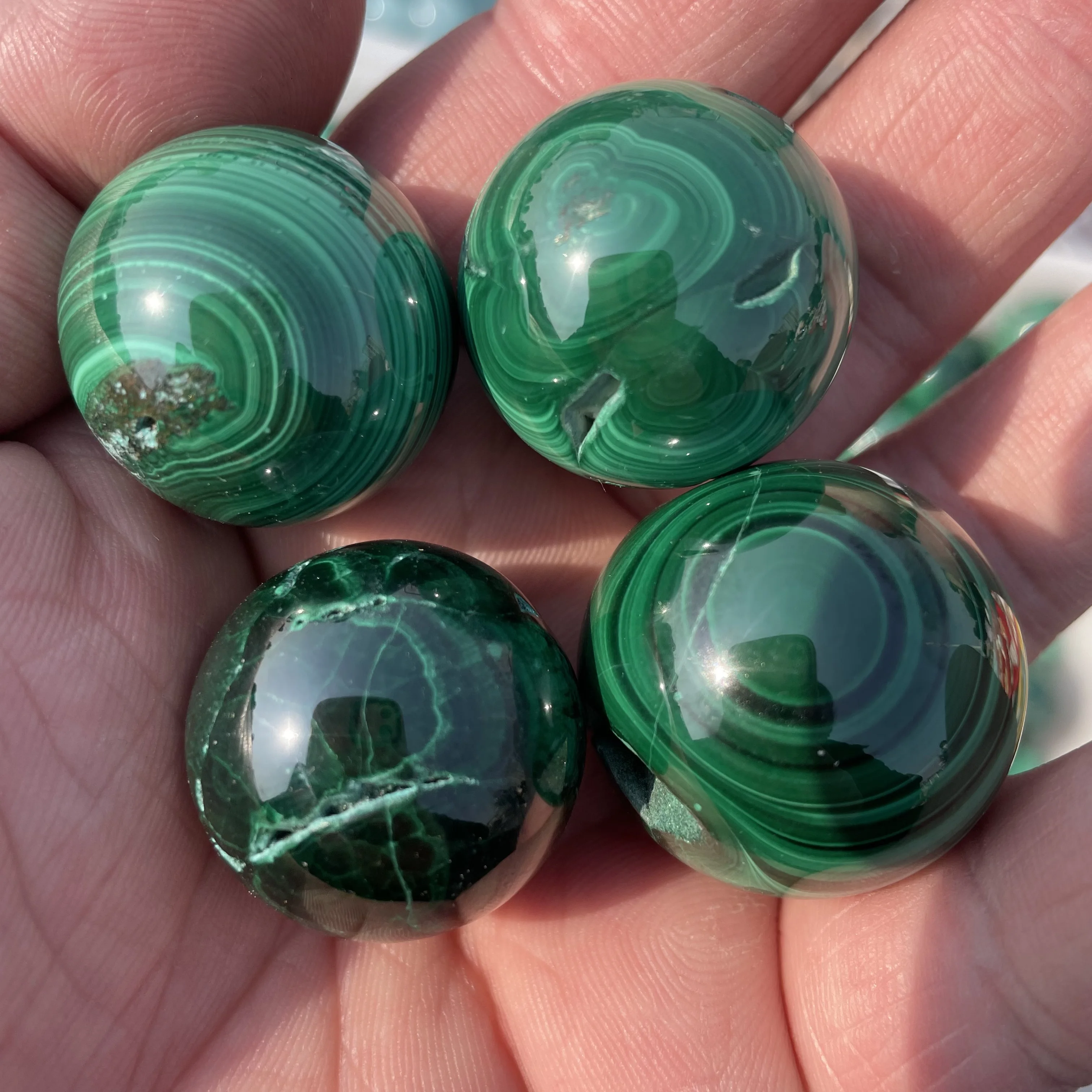 2-5cm Real Natural Gemstones Malachite Cute Spheres Chakras Home Decor Love Symbols Women Gifts Ball Crystals Collectibles