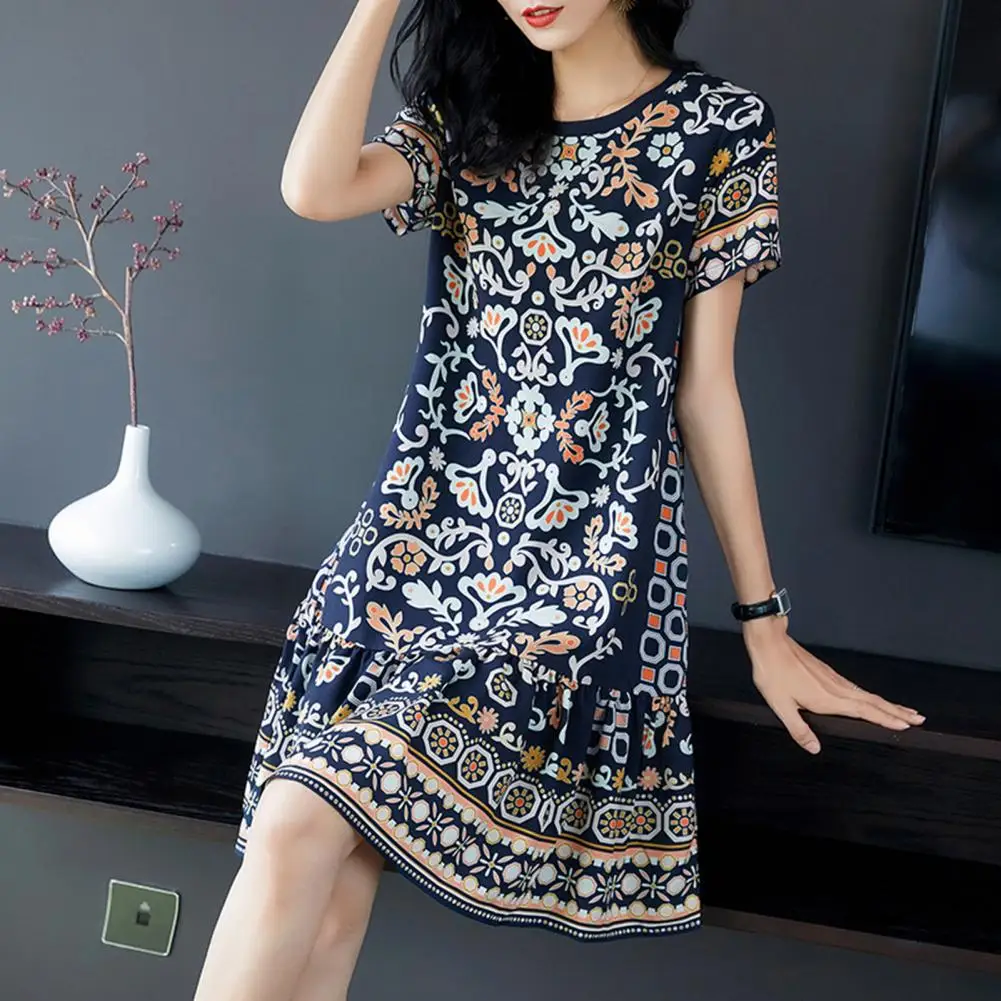 Dress Retro Print A-line Midi Dress for Women with Half Sleeves Round Neck Big Hem for Wear Vacation in Summer Loose Fit Dress