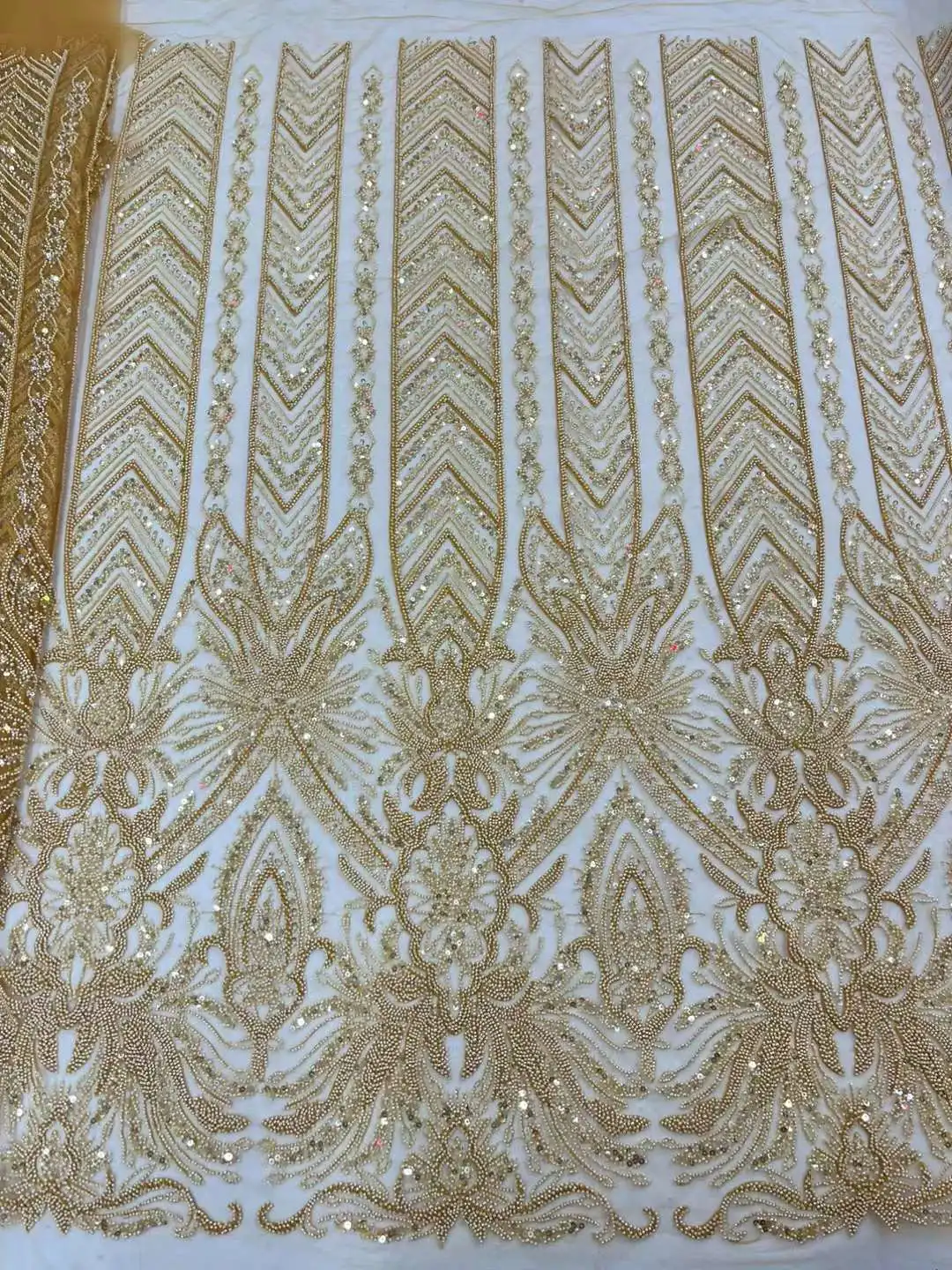 High -End Luxury French Mesh Beaded Lace Fabric 2023 High Quality African Sequins Groom Lace Fabrics For Nigerian Wedding Dress