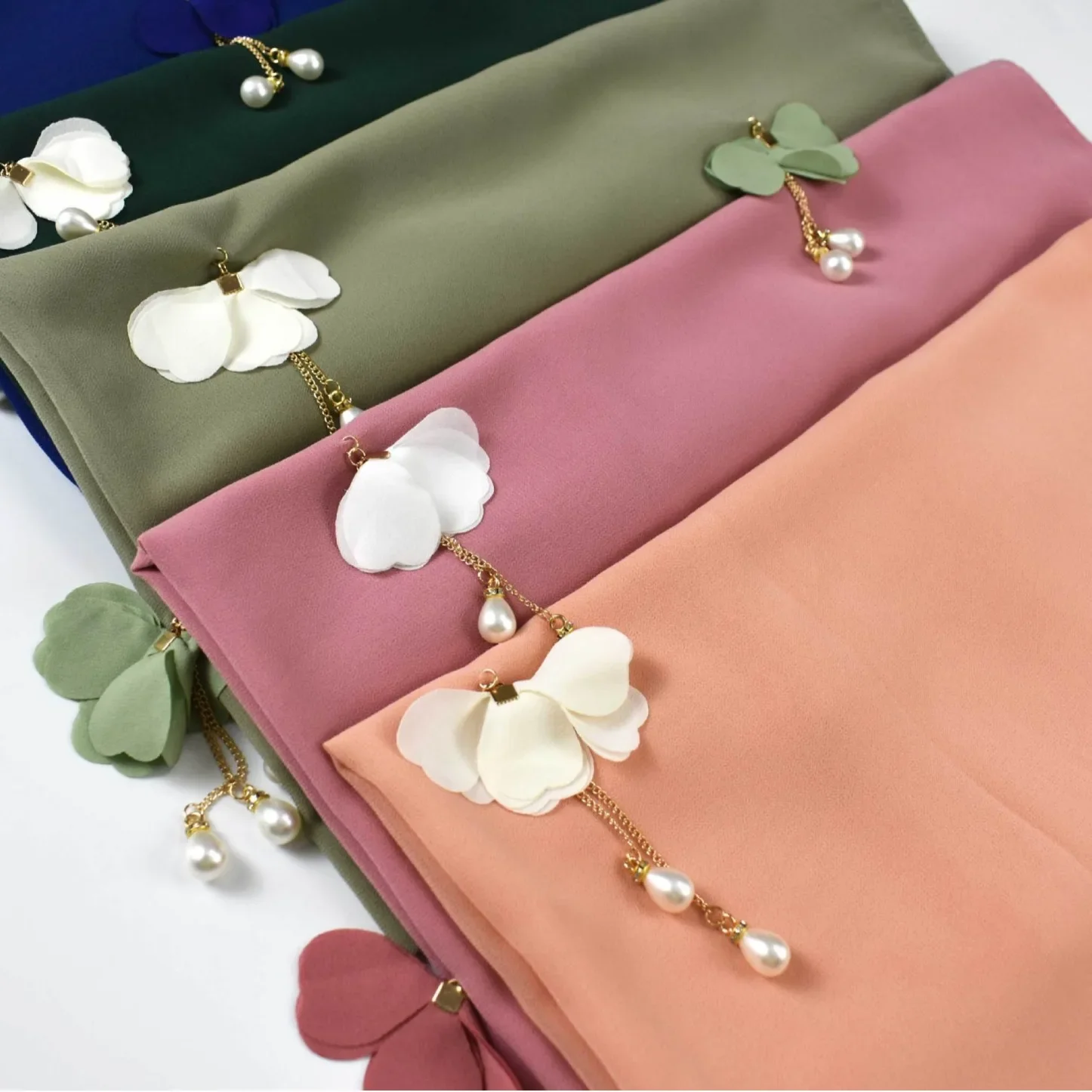 

Muslim Hijab Pearl Chiffon Scarf Flower Beads Long Scarves Women Headscarf Veil Shawl Wrap Islam Stoles Turban Bandanas Bufanda