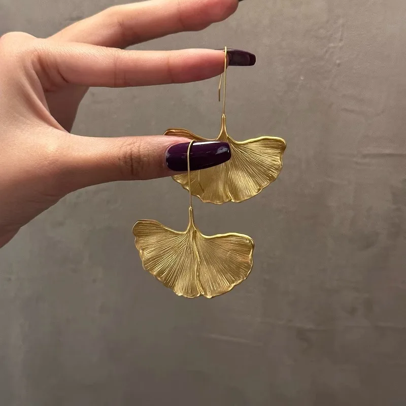 

New Trendy Silver Gold Color Drop Earrings Gingko Leaf Elegant Irregular For Women Girl Gift Fashion Jewelry Dropship Wholesale