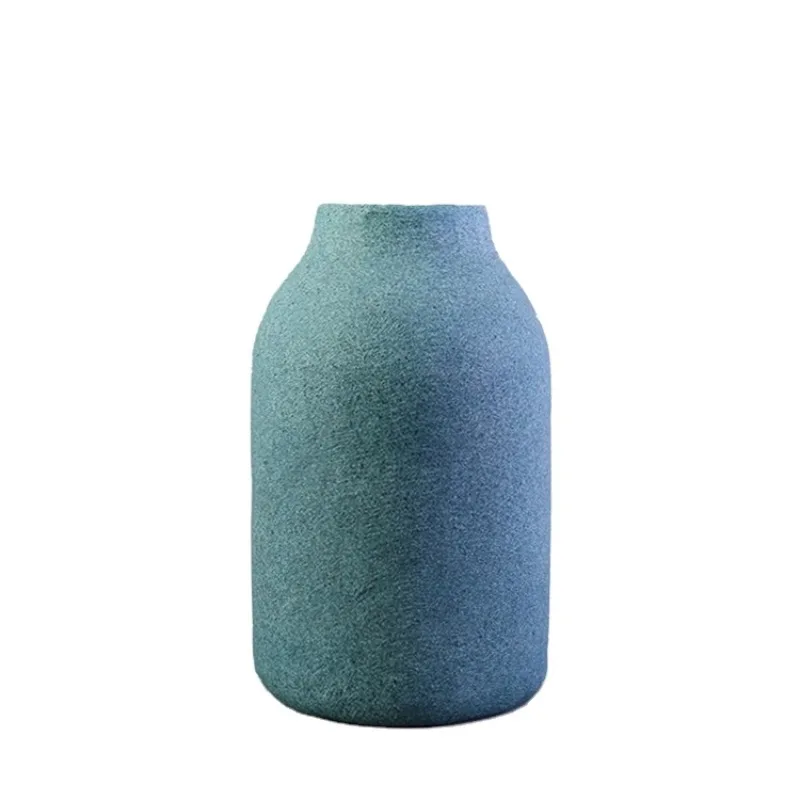 Hot Sale Vase Modern Home Decoration Resin Body Vase Dried Flowers