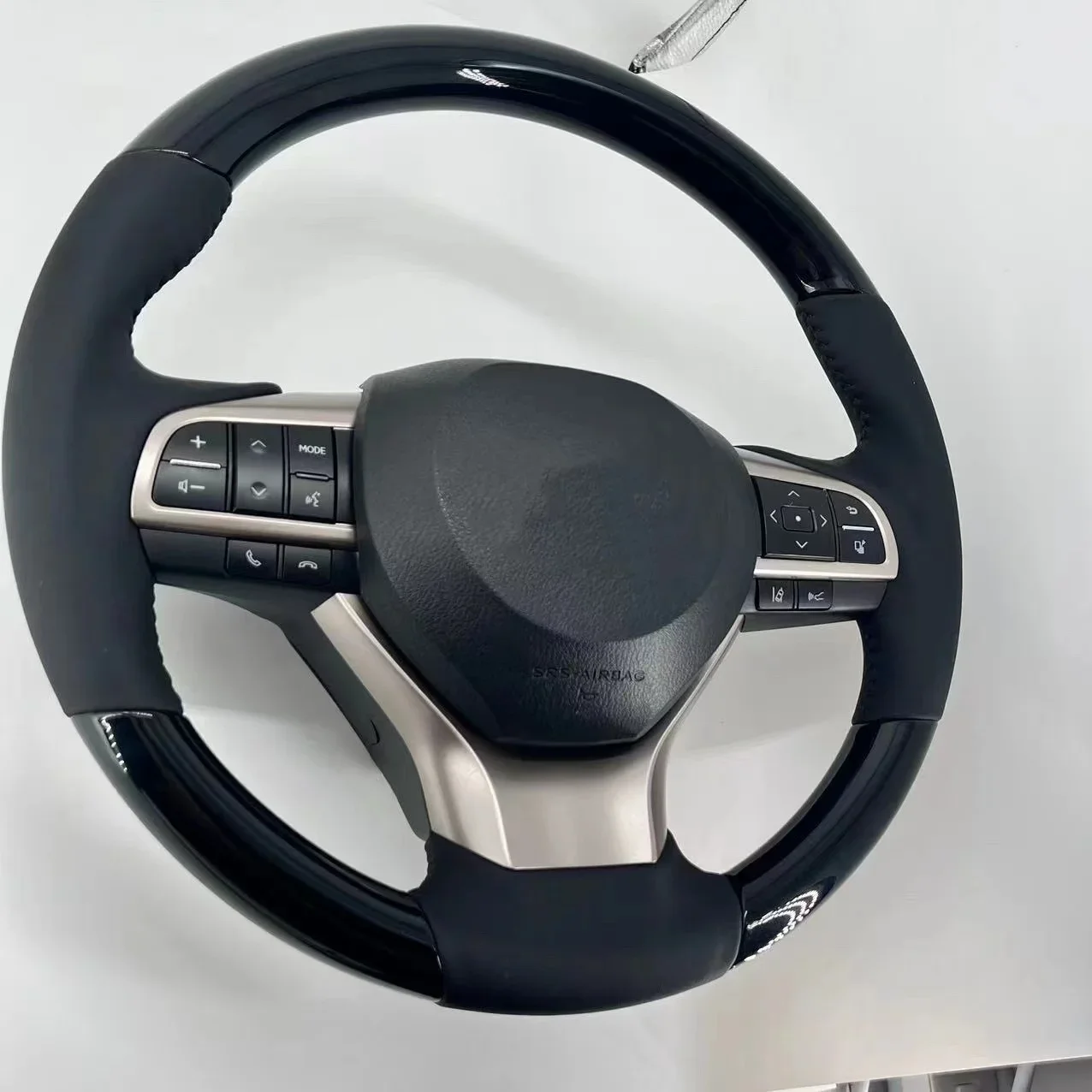 High Quality Suitable Steering Wheel For Toyotas  Reiz Crown Prado Alphard Lexs ES