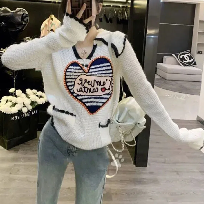 Hollow Out Soft Women\'s Sweater Pullovers Embroidery Loose Knitwear Jumper Female Tops Long Sleeve Korean Casual Woman Sweater