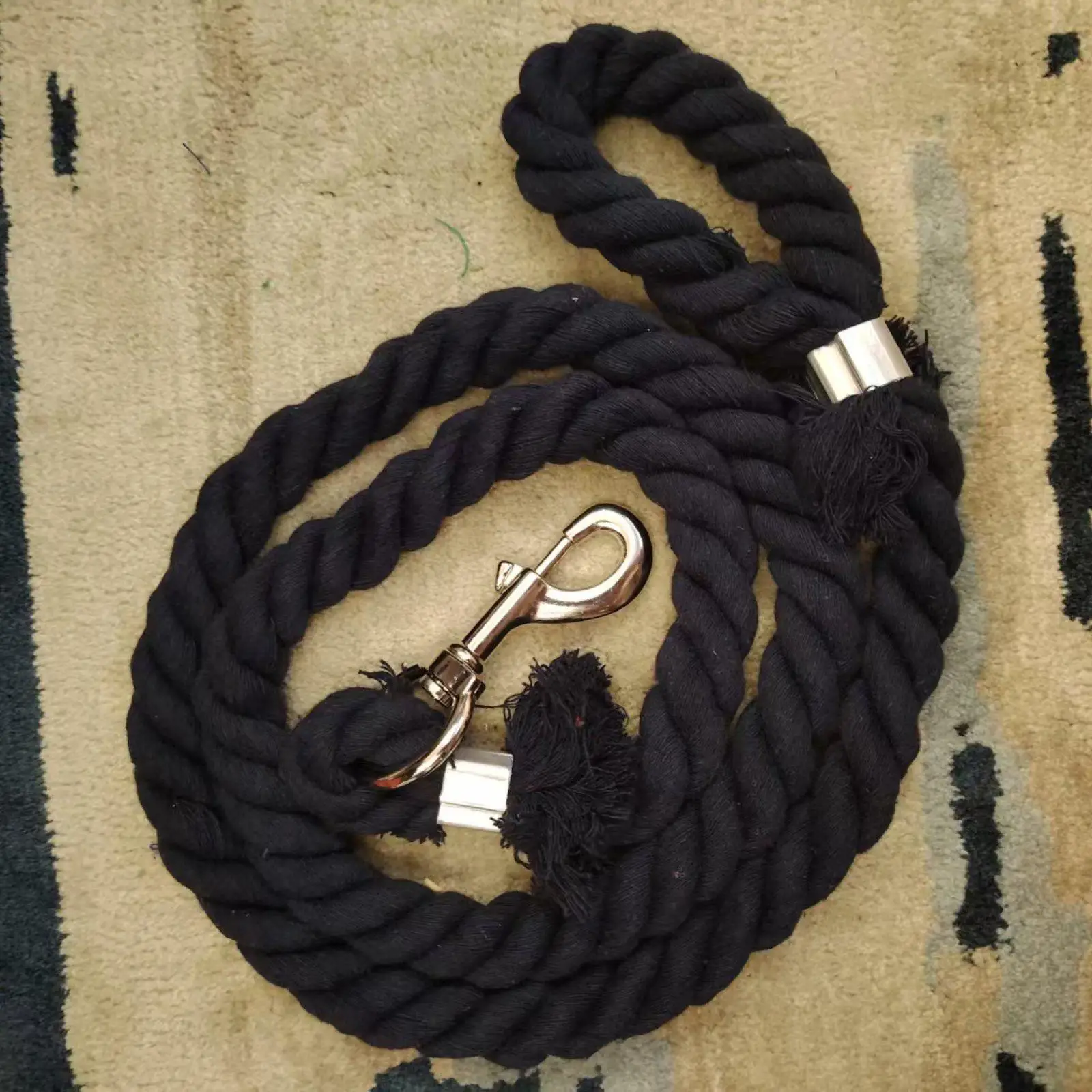 6FT Braided Horse Lead Rope with Strong Brass Clip for Secure Tying and Control During Trailering or Daily Walks
