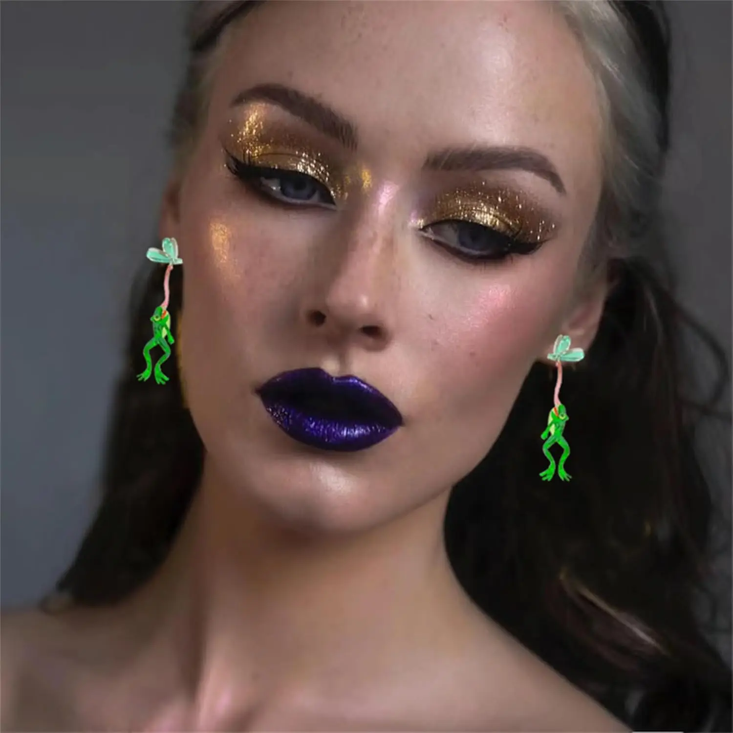 Eating Flies Frog Acrylic Hoop Earrings For Women Cute Personality Interesting Long Dangle Earring Jewelry Cute Accessories